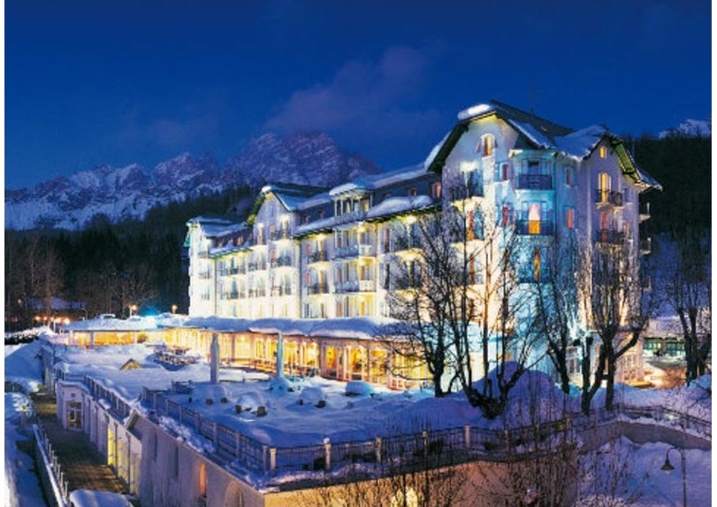 Cristallo Hotel (Hotel)